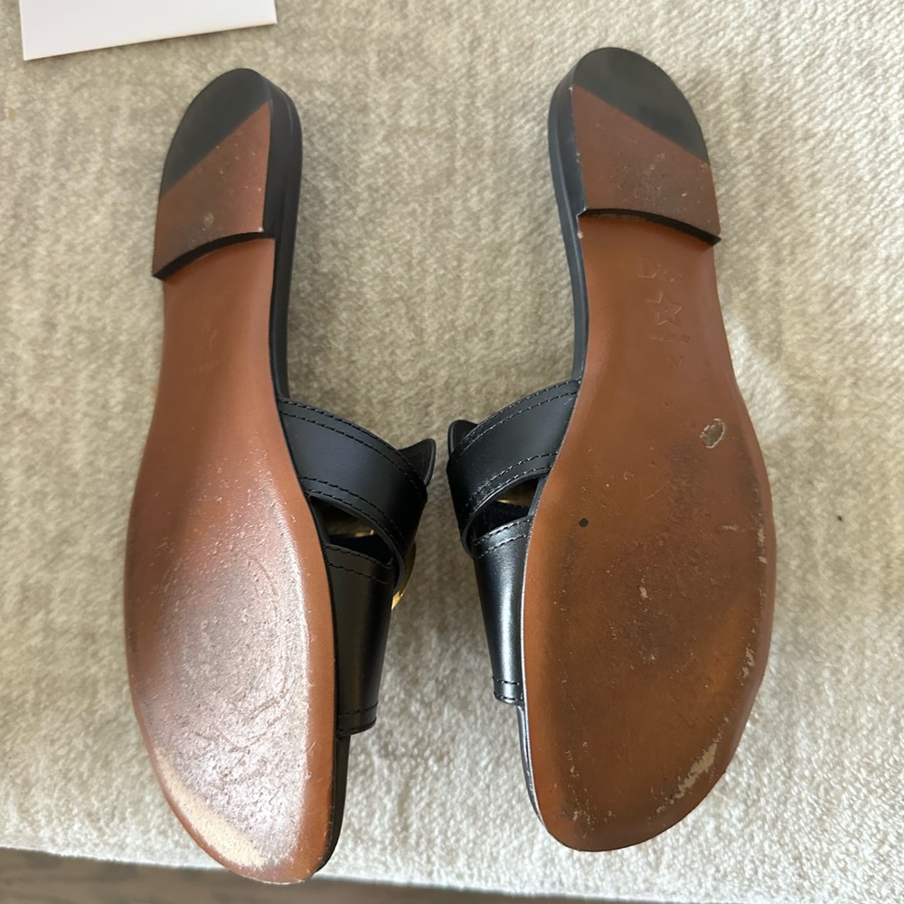 Dior 30 Montaigne slides - Picture 4 of 10